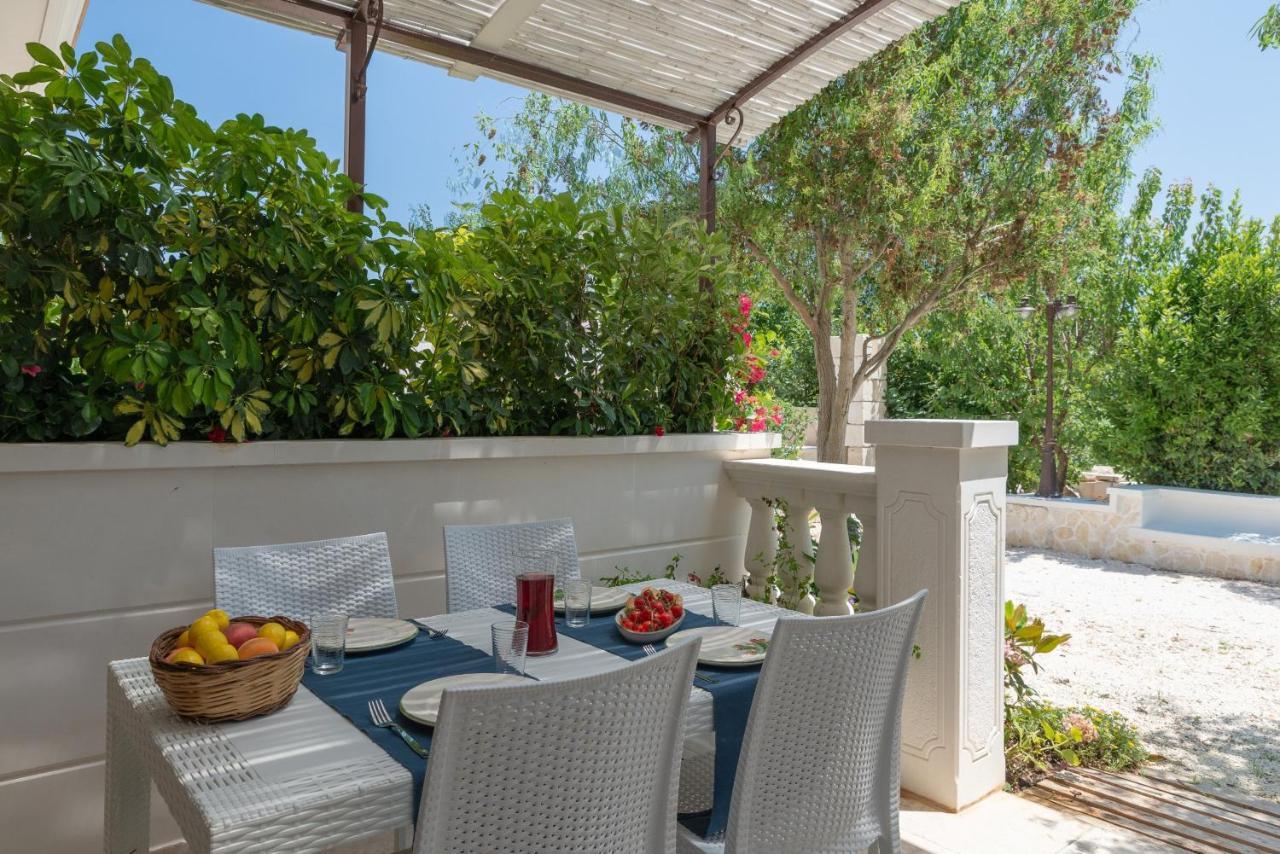 Appartamento Ortensia In Villa Mariella Ostuni Dış mekan fotoğraf