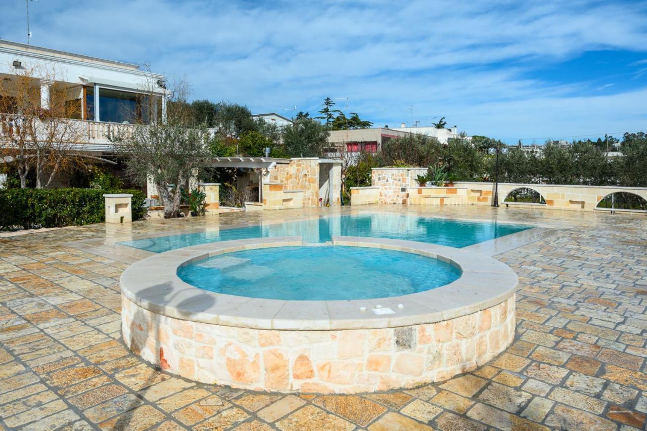 Appartamento Ortensia In Villa Mariella Ostuni Dış mekan fotoğraf