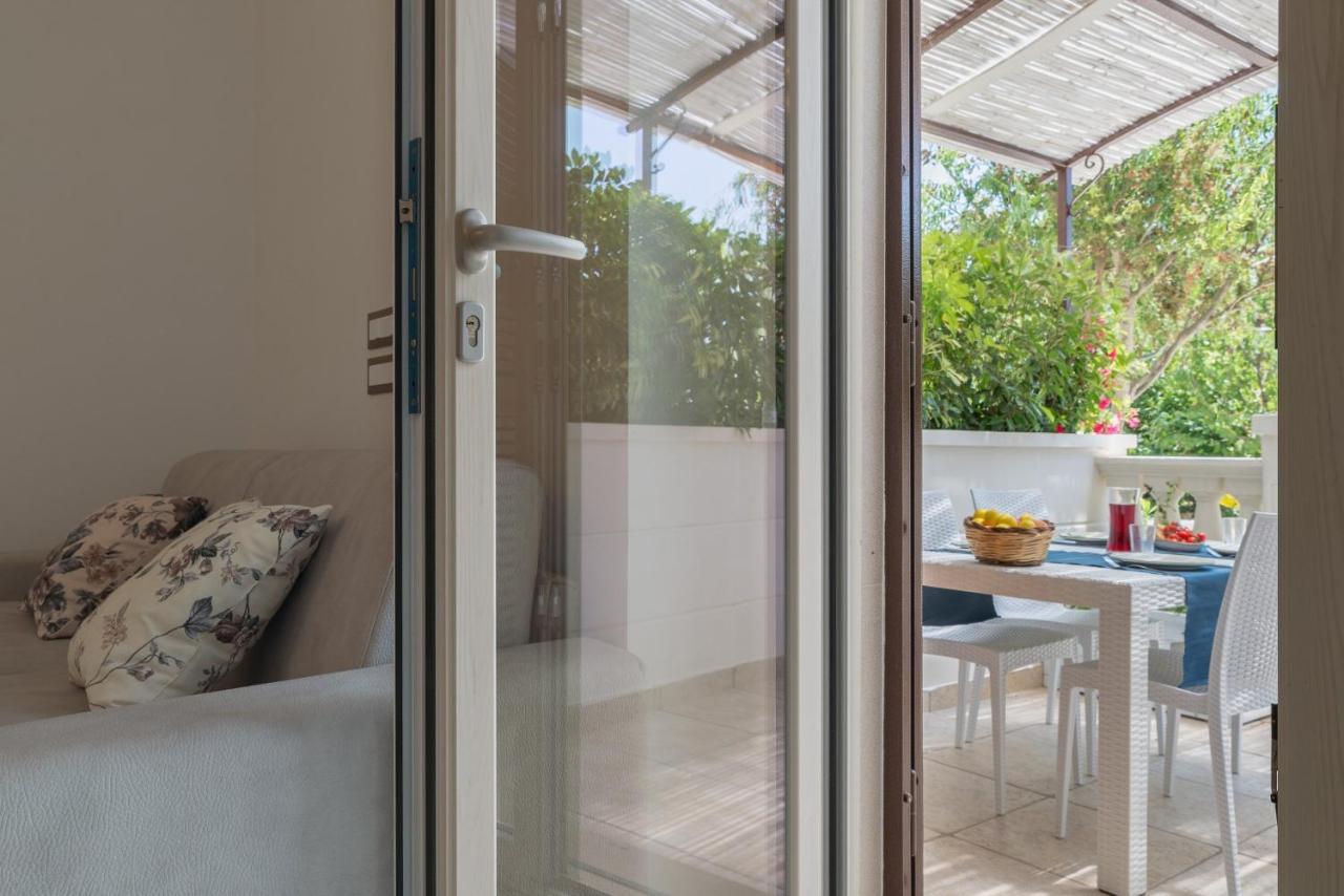 Appartamento Ortensia In Villa Mariella Ostuni Dış mekan fotoğraf