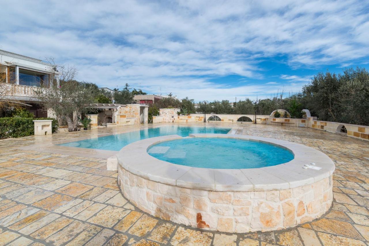 Appartamento Ortensia In Villa Mariella Ostuni Dış mekan fotoğraf