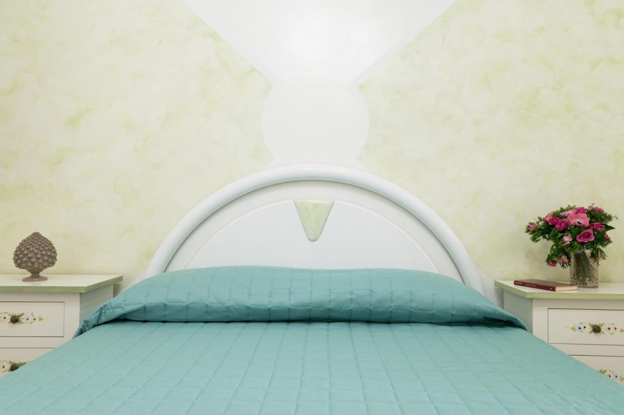 Appartamento Ortensia In Villa Mariella Ostuni Dış mekan fotoğraf